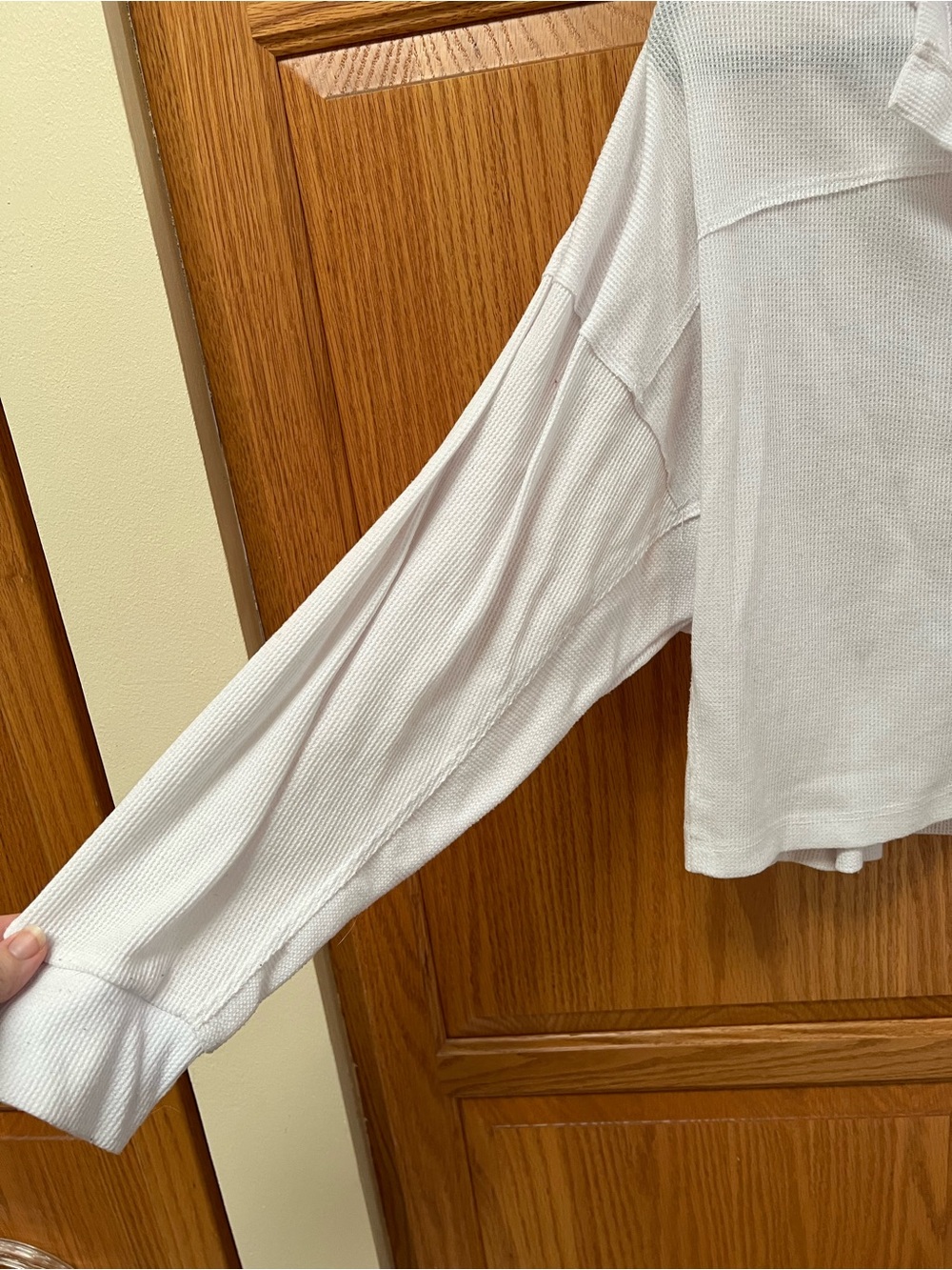 Bucketlist White Long-Sleeve Waffle Knit Pullover Top, GUC, Size S - Picture 4 of 5